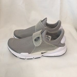 Mens Nike Sock Dart Medium Grey/Black-White Sz 10
